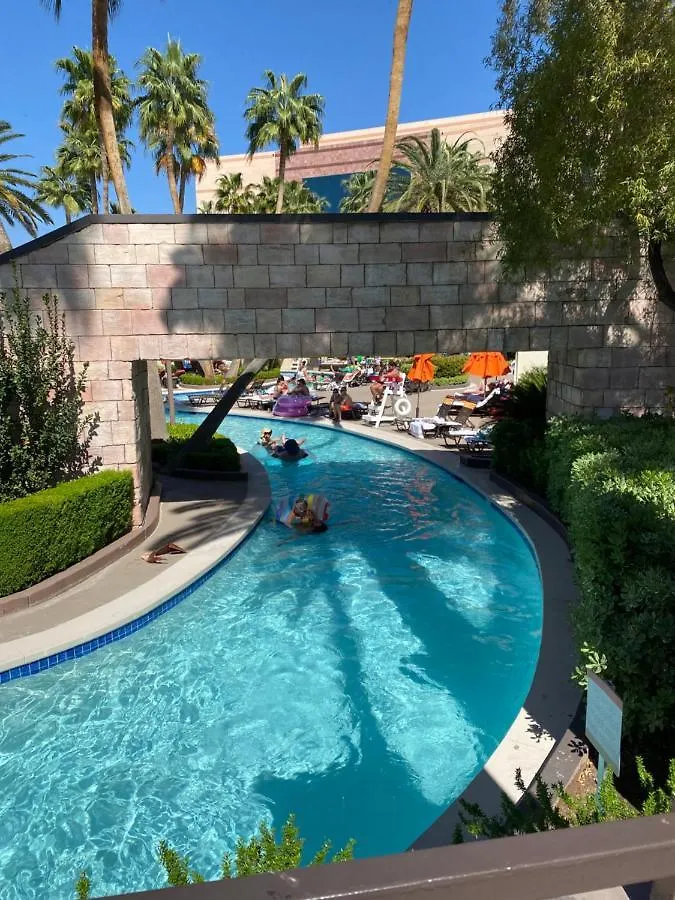 Balcony Suite Strip View Las Vegas Homestay